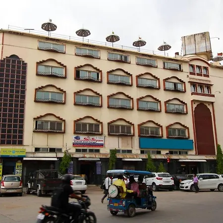 Hotel Neelam